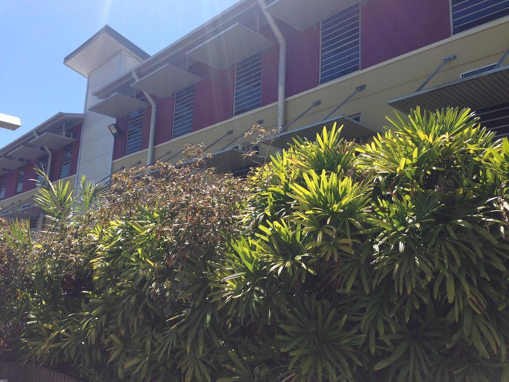 Melaleuca On Mitchell - Darwin Yha Hostel Kültér fotó
